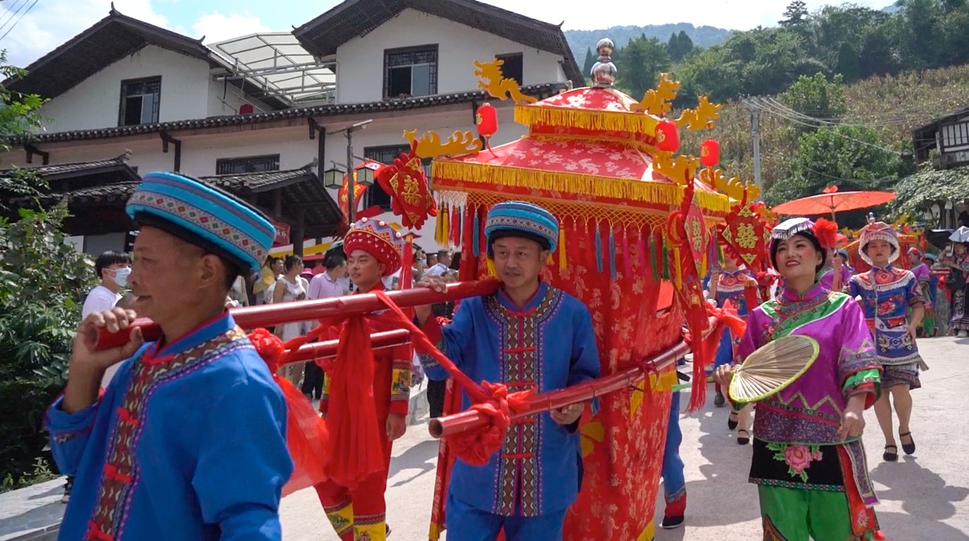 Tujia people celebrate “Eastern Valentine's Day” in central China's Hubei