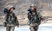 Female soldiers complete first parachute jump in Tibet