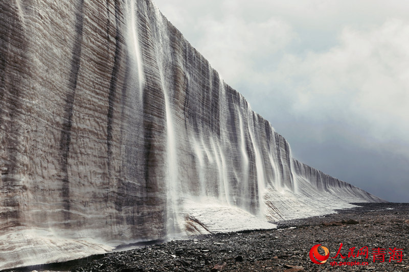 Breathtaking beauty of Bayi Glacier in NW China’s Qinghai