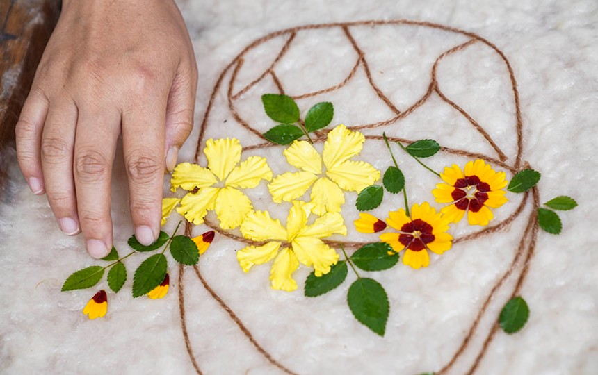 Vitality and nostalgia merge in papermaking craftsmanship of villagers in Guizhou