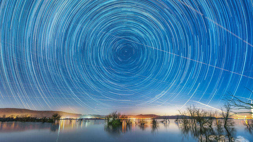 In pics: Stunning star trails over Dianchi Lake