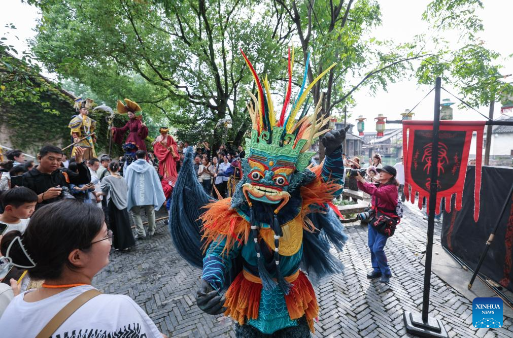 11th Wuzhen Theatre Festival kicks off with diversified performances, activities