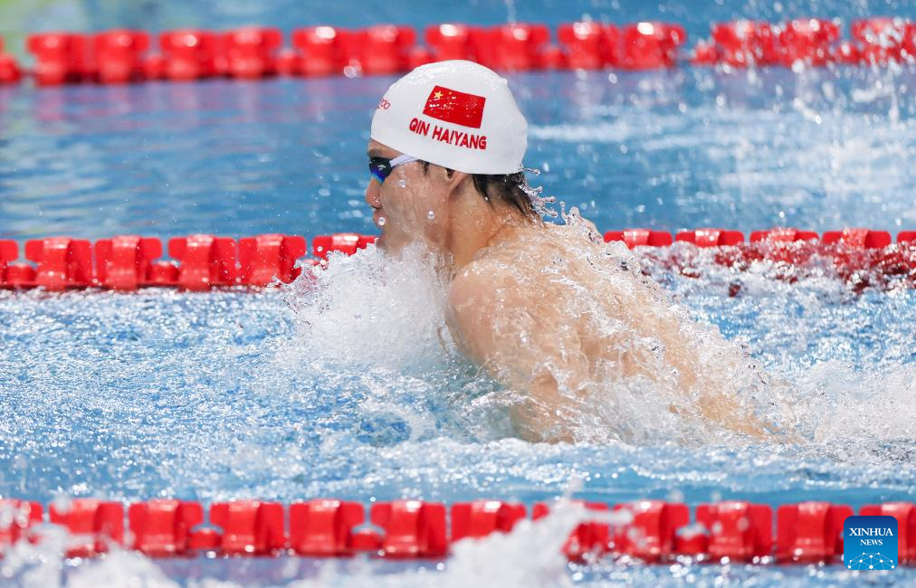 China's Qin wins 50m breaststroke gold at Swimming World Cup